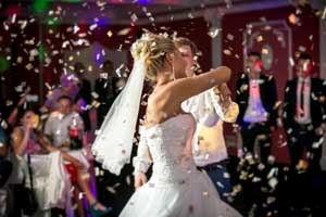 Hochzeitspaar beim Tanz